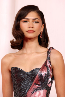 Zendaya – Oscars 2024 Red Carpet