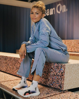 Zendaya – On Running’s “LightSpray” Campaign 2024