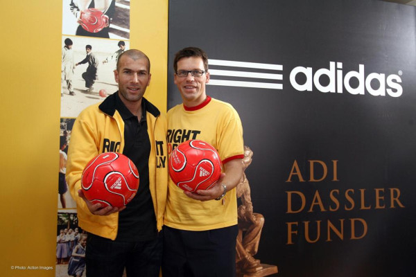 photo 10 in Zinedine Zidane gallery [id111582] 2008-10-06 00:00:00