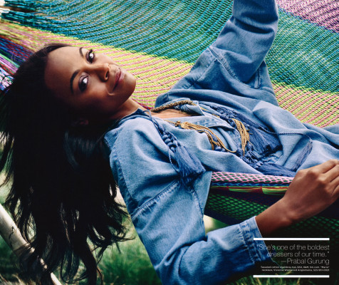 Zoe Saldana pic #699761