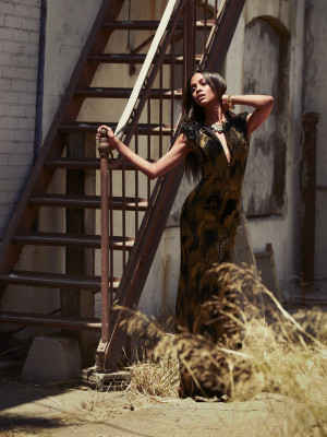 Zoe Saldana pic #599834