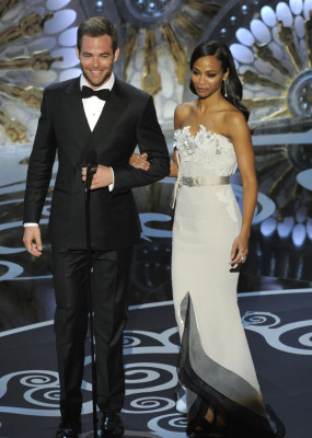 Zoe Saldana pic #609803