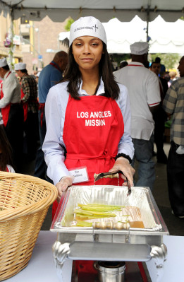 Zoe Saldana pic #388483