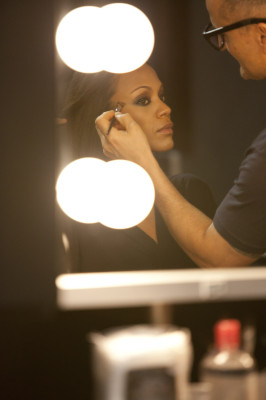 Zoe Saldana pic #307879