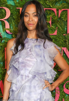 Zoe Saldana pic #998199