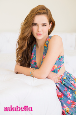 Zoey Deutch pic #788298