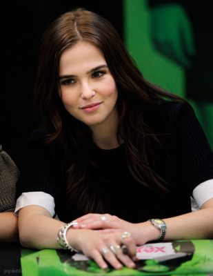Zoey Deutch pic #696895