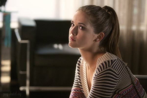 Zoey Deutch pic #785553