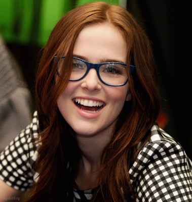 Zoey Deutch pic #696891