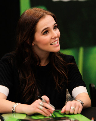 Zoey Deutch pic #696893