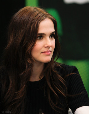 Zoey Deutch pic #696889