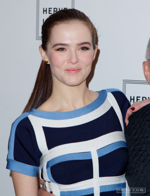 Zoey Deutch pic #707628