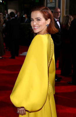 Zoey Deutch - 77th Annual Golden Globe Awards in Beverly Hills 01/05/2020