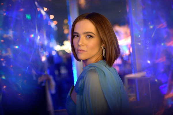 Zoey Deutch - Vanity Fair Oscar Party in Beverly Hills 02/09/2020