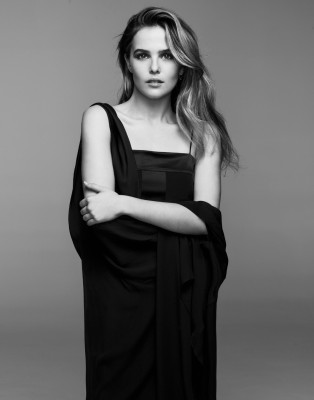 Zoey Deutch pic #879343