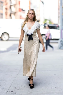 Zoey Deutch - New York 07/28/2022