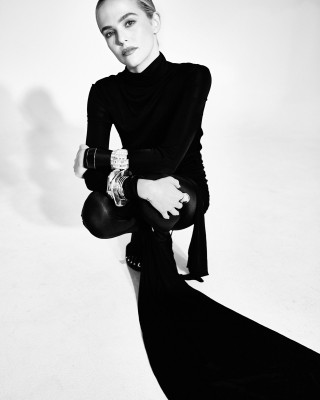 Zoey Deutch for WWD (August 2022)