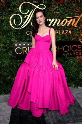 Zoey Deutch-27th Annual Critics Choice Awards