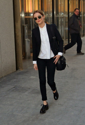Zoey Deutch pic #795667