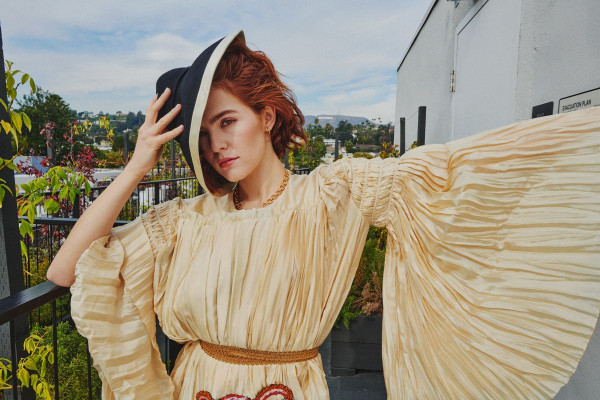 ZOEY DEUTCH for Sbjct Journal, February 2020