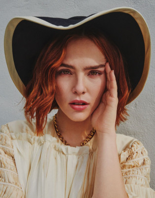 ZOEY DEUTCH for Sbjct Journal, February 2020
