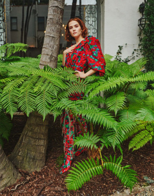 ZOEY DEUTCH for Sbjct Journal, February 2020