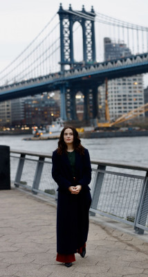 Zoey Deutch-Set of Something from Tiffany’s in NY