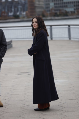 Zoey Deutch-Set of Something from Tiffany’s in NY