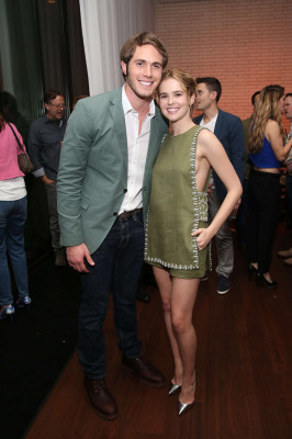 Zoey Deutch pic #873797