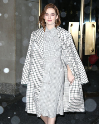 Zoey Deutch – Outside of “The Today Show” in NYC