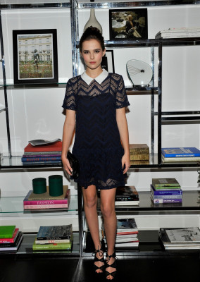 Zoey Deutch pic #715811