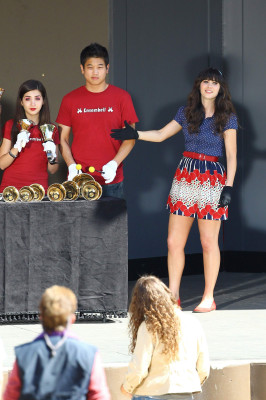 Zooey Deschanel pic #713181