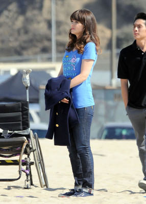 Zooey Deschanel pic #671090