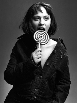 Zooey Deschanel pic #712467