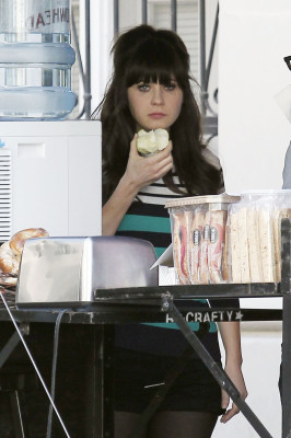 Zooey Deschanel pic #715911