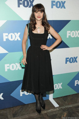 Zooey Deschanel pic #661341