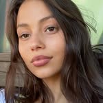 Fiona Barron Instagram Icon
