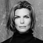 Montserrat Oliver Instagram Icon