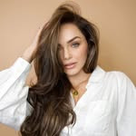 Oana Gregory Instagram Icon