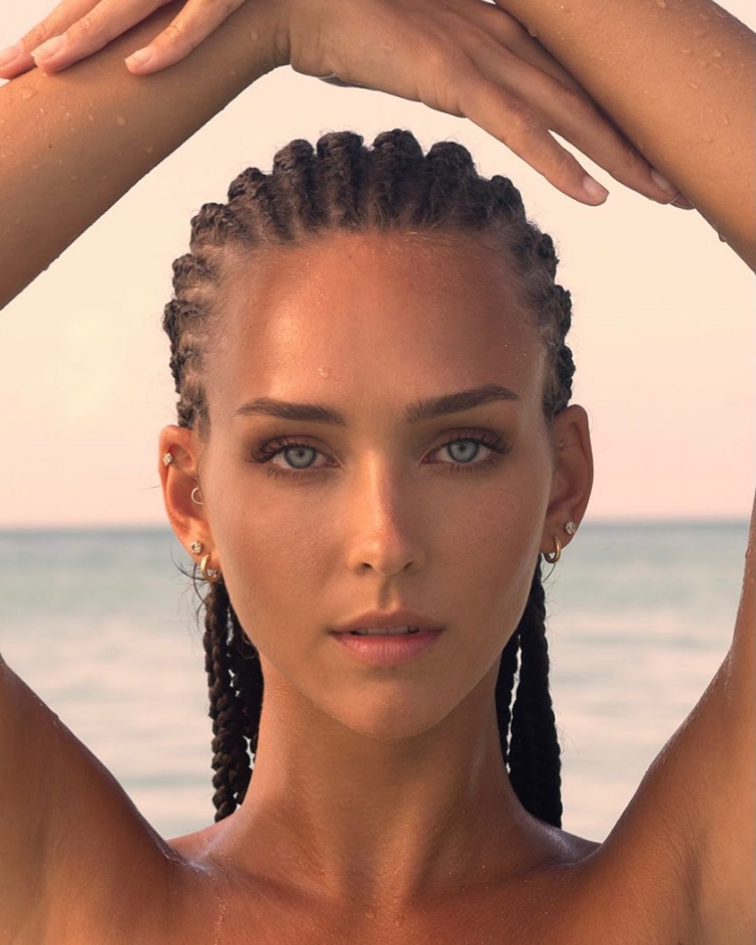 Rachel Cook (Рэйчел Кук) в Инстаграм | Instagram | ThePlace