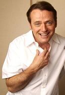 Эйдан Куинн попался...