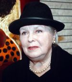 Вия Артмане получила награду от "Балтика"