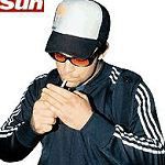 Робби Уильямс бросает курить