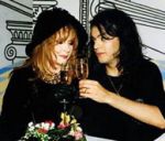 Киркоров и Пугачёва отмечают розовую свадьбу