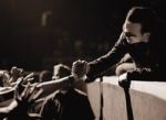 U2 отменили гастроли по Азии и Океании