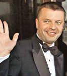 В фильме по Пелевину сыграют Парфенов и академик Капица