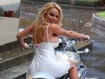 Памела Андерсон написала письмо Медведеву