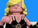 Мадонну и Эми Уайнхаус увековечили в конструкторе Lego