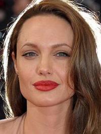 Анджелина Джоли заменит Викторию Бекхэм