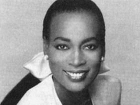 Умерла супермодель Наоми Симс